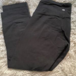 Lululemon Size 4 Crop Black Leggings